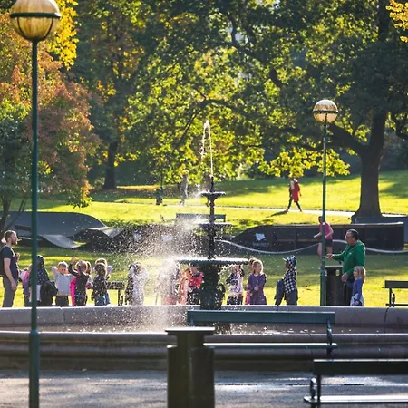 Dinbnb I Of Both Worlds I 80sqm With 2 Baths And Bathtub Lägenhet *