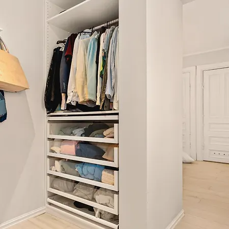 アパート Dinbnb I Of Both Worlds I 80sqm With 2 Baths And Bathtub