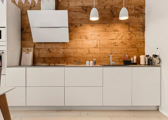 Lägenhet Dinbnb I Of Both Worlds I 80sqm With 2 Baths And Bathtub