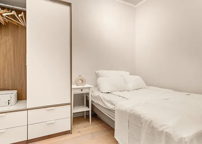 Dinbnb I Of Both Worlds I 80sqm With 2 Baths And Bathtub * Bergen